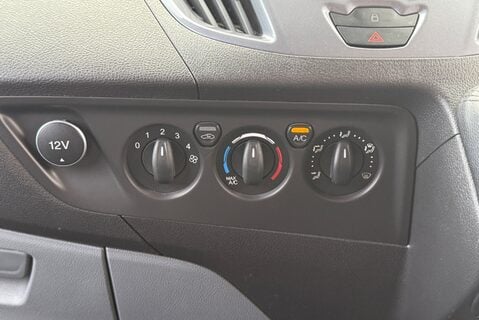 Ford Transit Custom 290 LIMITED 2.0L [130] LR P/V 27