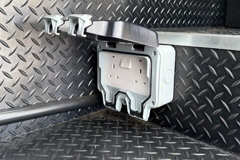 Ford Transit Custom 290 LIMITED 2.0L [130] LR P/V 22