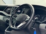 Volkswagen Transporter T32 2.0TDI [150] SWB KOMBI HIGHLINE 25