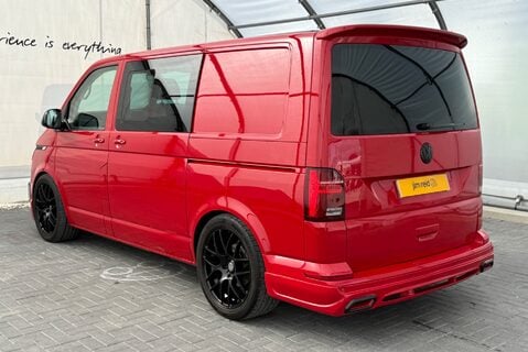 Volkswagen Transporter T32 2.0TDI [150] SWB KOMBI HIGHLINE 18