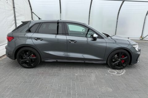 Audi A3 S3 2.0TFSI [305] QUATTRO 2