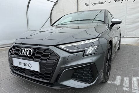 Audi A3 S3 2.0TFSI [305] QUATTRO 7