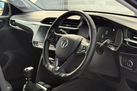 Vauxhall Corsa ELITE NAV PREMIUM 1.2 TURBO [99] MANUAL 17