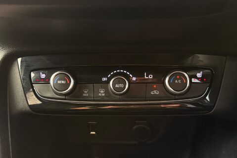 Vauxhall Corsa ELITE NAV PREMIUM 1.2 TURBO [99] MANUAL 24
