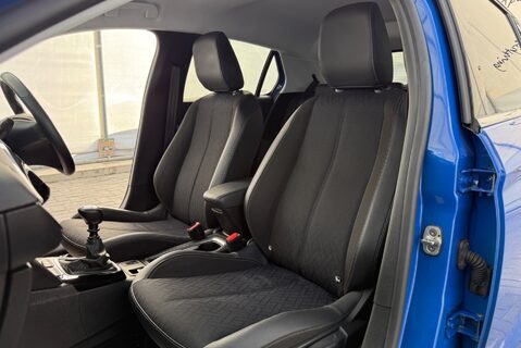 Vauxhall Corsa ELITE NAV PREMIUM 1.2 TURBO [99] MANUAL 13