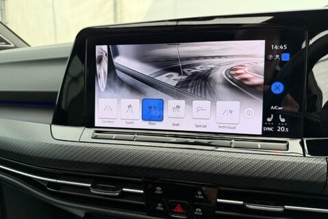 Volkswagen Golf R 2.0TSI [315] 4MOTION DSG 27