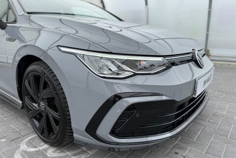 Volkswagen Golf R-LINE 1.5TSI [150] 6