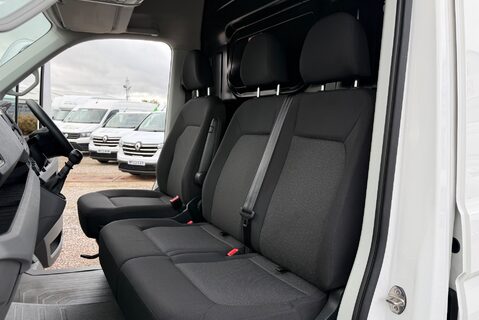 MAN TGE 3.140 P/V LION XS 2.0TDI [140] MANUAL 12