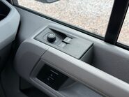 MAN TGE 3.140 P/V LION XS 2.0TDI [140] MANUAL 33