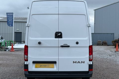 MAN TGE 3.140 P/V LION XS 2.0TDI [140] MANUAL 14