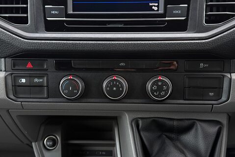 MAN TGE 3.140 P/V LION XS 2.0TDI [140] MANUAL 25