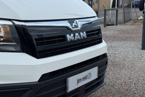 MAN TGE 3.140 P/V LION XS 2.0TDI [140] MANUAL 9