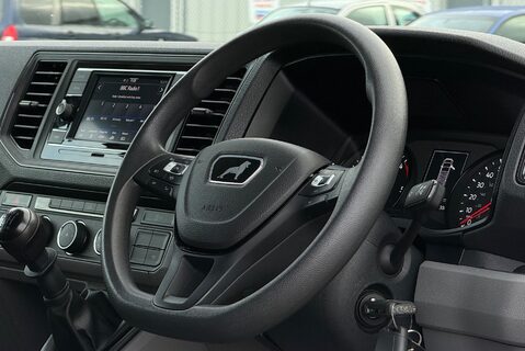 MAN TGE 3.140 P/V LION XS 2.0TDI [140] MANUAL 22