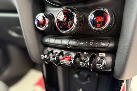 Mini Hatch 2.0T [228] JOHN COOPER WORKS 22