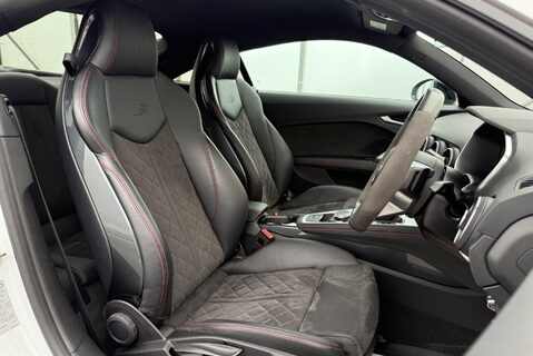 Audi TT 2.0TFSI [200] S LINE FINAL EDITION 3