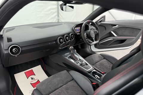 Audi TT 2.0TFSI [200] S LINE FINAL EDITION 26