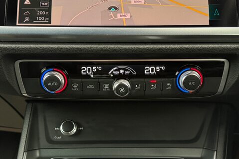 Audi Q3 1.5 TFSI [150] S LINE MANUAL 29