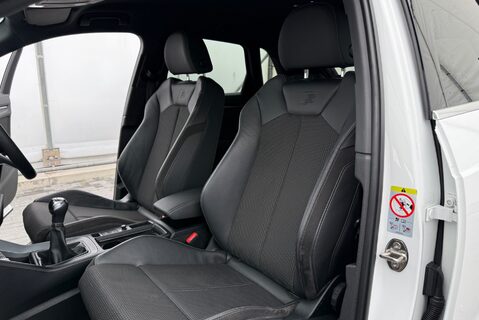 Audi Q3 1.5 TFSI [150] S LINE MANUAL 16