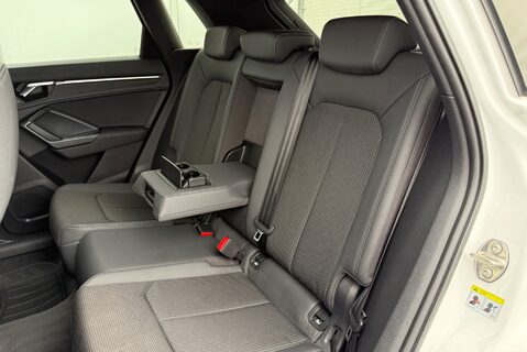 Audi Q3 1.5 TFSI [150] S LINE MANUAL 12