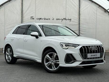 Audi Q3 1.5 TFSI [150] S LINE MANUAL