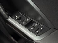 Audi Q3 1.5 TFSI [150] S LINE MANUAL 40