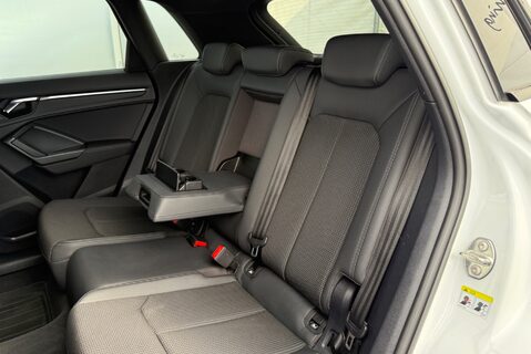 Audi Q3 2.0TDI [150] S LINE BLACK EDITION MANUAL 12