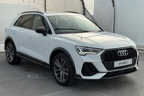 Audi Q3 2.0TDI [150] S LINE BLACK EDITION MANUAL 6