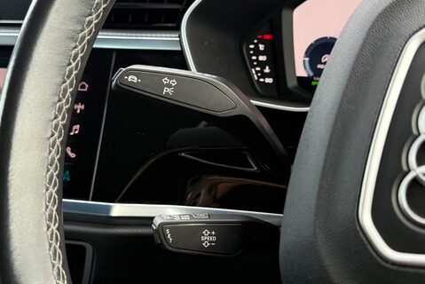 Audi Q3 2.0TDI [150] S LINE BLACK EDITION MANUAL 39