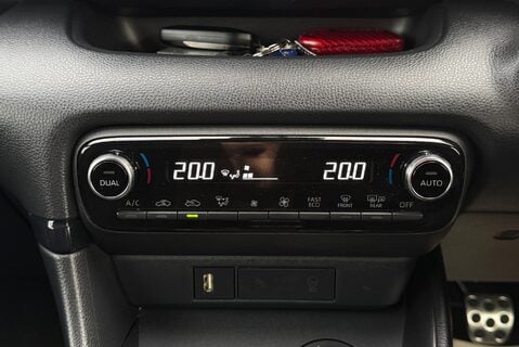 Toyota Yaris 1.6T [257] GR-Y CIRCUIT 32