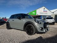 Mini Hatch COOPER S SPORT 2.0T[190] 1
