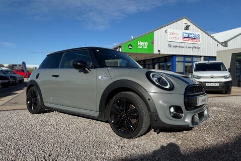 Mini Hatch COOPER S SPORT 2.0T[190] 1