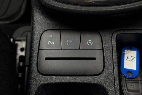 Ford Puma ST 1.5T [198] MANUAL 32