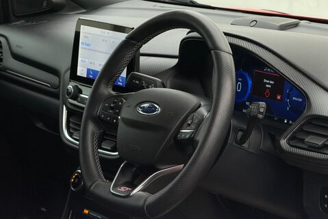 Ford Puma ST 1.5T [198] MANUAL 25