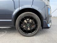 Volkswagen Transporter T32 2.0TDI [150] Kombi Highline LWB 4Motion 4