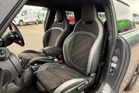 Mini Hatch COOPER S SPORT II 2.0L [190] Automatic 12