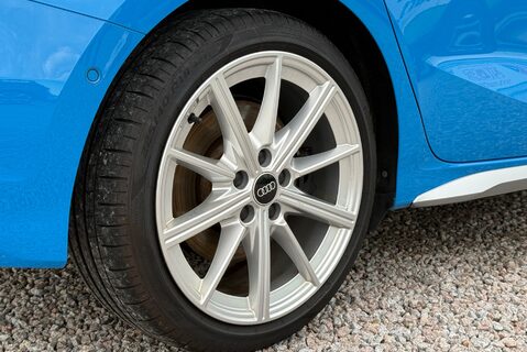 Audi A3 S3 2.0TFSI [306] QUATTRO S-TRONIC 18