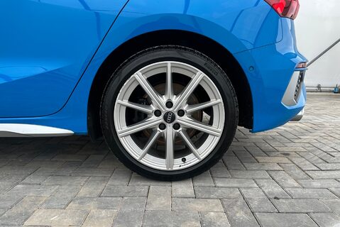 Audi A3 S3 2.0TFSI [306] QUATTRO S-TRONIC 14