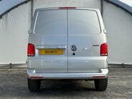 Volkswagen Transporter T30 TDI P/V HIGHLINE 4MOTION DSG 12