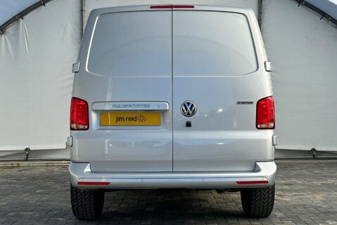 Volkswagen Transporter T30 TDI P/V HIGHLINE 4MOTION DSG 12