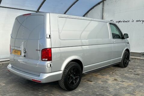Volkswagen Transporter T30 TDI P/V HIGHLINE 4MOTION DSG 8