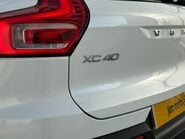 Volvo XC40 T3 R-DESIGN PRO 13
