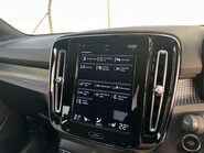 Volvo XC40 T3 R-DESIGN PRO 16