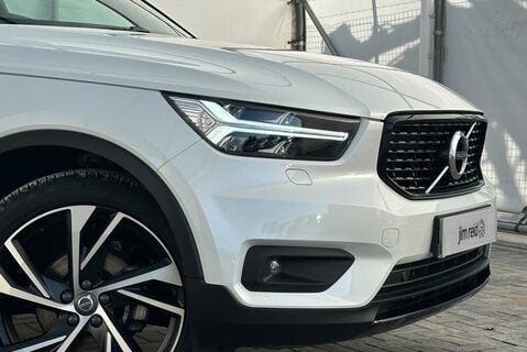 Volvo XC40 T3 R-DESIGN PRO 8