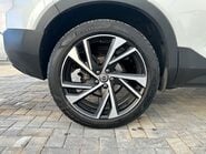 Volvo XC40 T3 R-DESIGN PRO 22