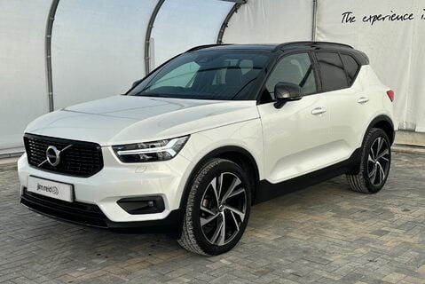 Volvo XC40 T3 R-DESIGN PRO 4