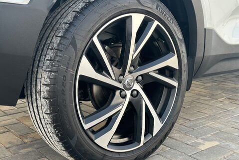 Volvo XC40 T3 R-DESIGN PRO 6