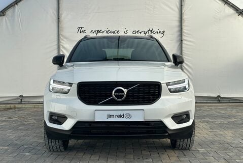 Volvo XC40 T3 R-DESIGN PRO 3