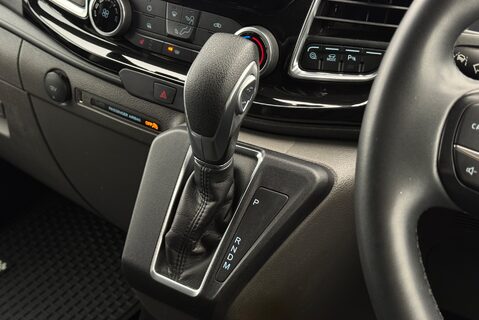 Ford Transit Custom 320 LIMITED 2.0 DCIV ECOBLUE [170] AUTOMATIC 28