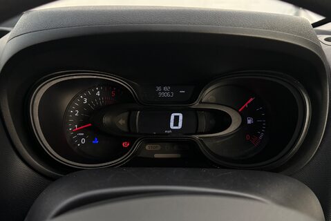 Nissan NV300 2.0L DCI [120] ACENTA L2H1 MANUAL 21