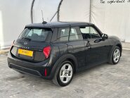 Mini Hatch 1.5T [154] C CLASSIC 7